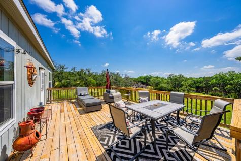 377 Green Oak Drive Kerrville TX 78028
