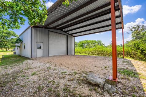 377 Green Oak Drive Kerrville TX 78028