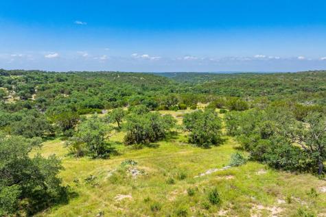 377 Green Oak Drive Kerrville TX 78028