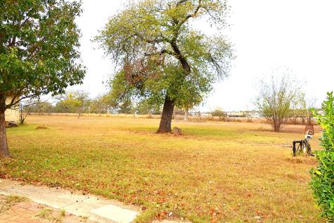 1128 Saddle Club Drive Kerrville TX 78028