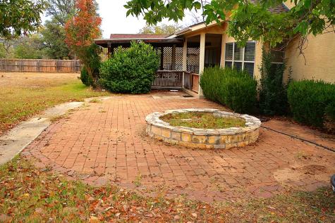 1128 Saddle Club Drive Kerrville TX 78028