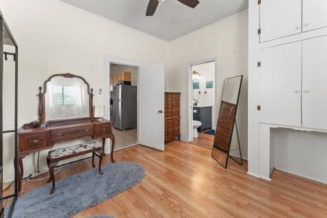 1229 Jefferson Street Kerrville TX 78028