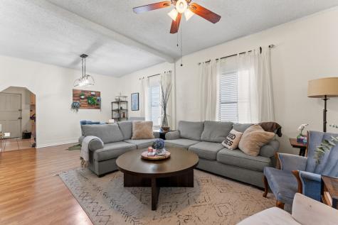 1229 Jefferson Street Kerrville TX 78028