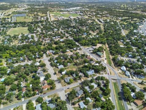 1229 Jefferson Street Kerrville TX 78028