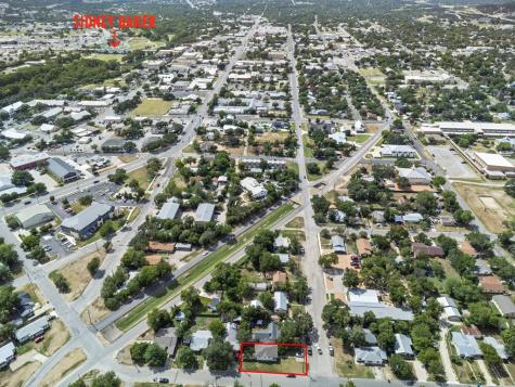 1229 Jefferson Street Kerrville TX 78028