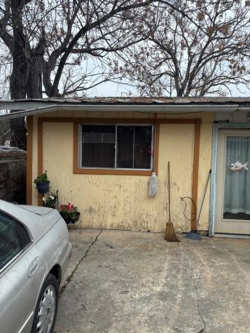 725 Swigert Avenue Kerrville TX 78028