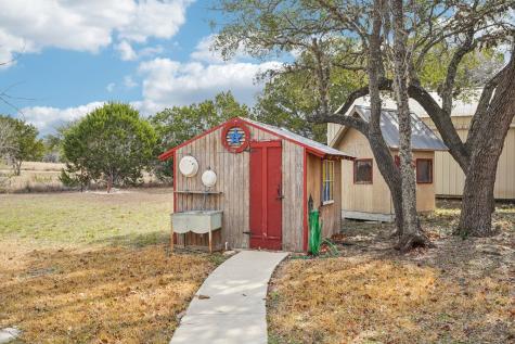 5626 Fm 3240 Bandera TX 78003