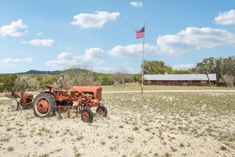 5626 Fm 3240 Bandera TX 78003
