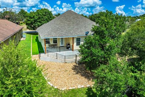 1703 Valencia Drive Kerrville TX 78028