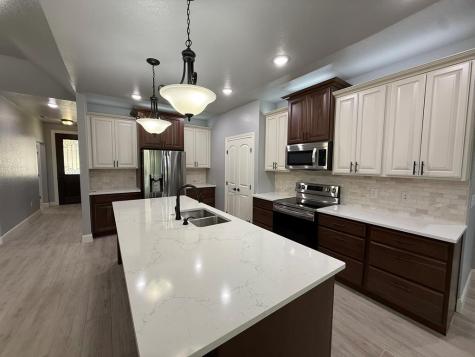 1703 Valencia Drive Kerrville TX 78028