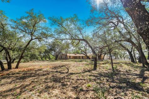 0 Fm 2200 Devine TX 78016