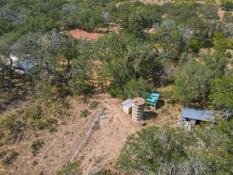 0 Fm 2200 Devine TX 78016