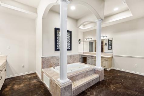 157 Mccullough Ranch Road Kerrville TX 78028