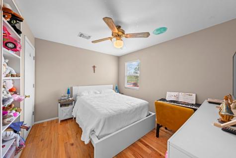 132 Silver Creek Lane E Center Point TX 78010
