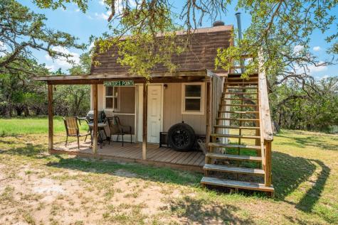 132 Silver Creek Lane E Center Point TX 78010
