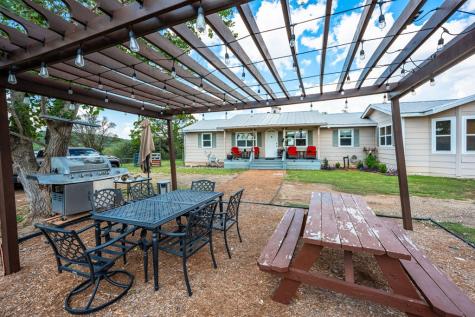 132 Silver Creek Lane E Center Point TX 78010