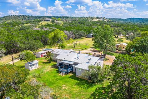 132 Silver Creek Lane E Center Point TX 78010