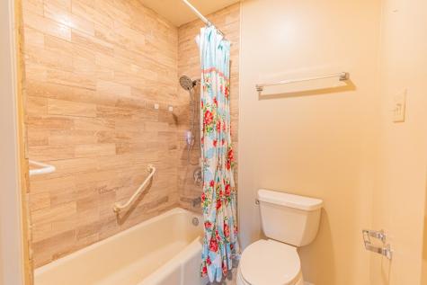 802 Lois Street Kerrville TX 78028