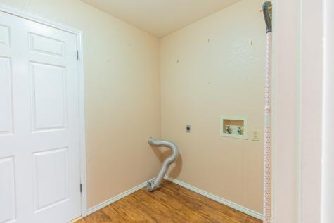 802 Lois Street Kerrville TX 78028