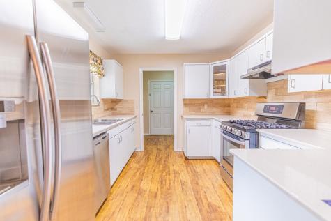 802 Lois Street Kerrville TX 78028