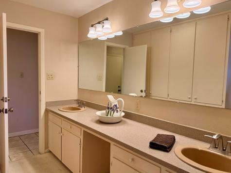 246 Pin Oak Way Kerrville TX 78028