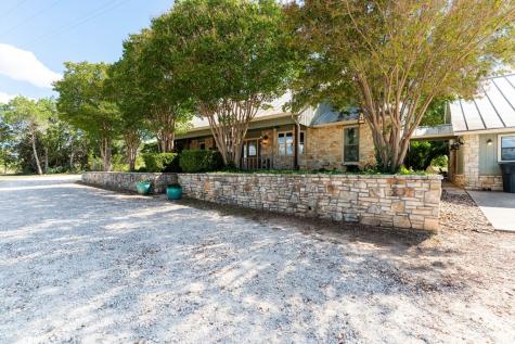 43 High Street Road Comfort TX 78013