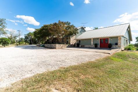 43 High Street Road Comfort TX 78013