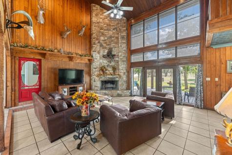 43 High Street Road Comfort TX 78013