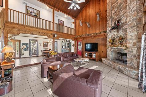 43 High Street Road Comfort TX 78013