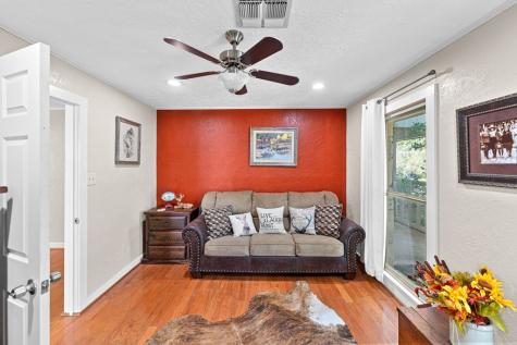 43 High Street Road Comfort TX 78013