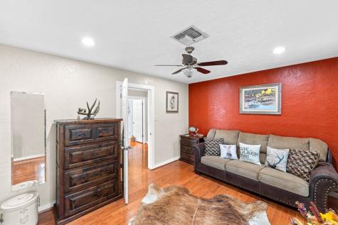 43 High Street Road Comfort TX 78013