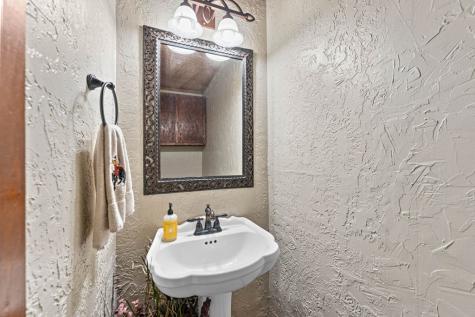 43 High Street Road Comfort TX 78013