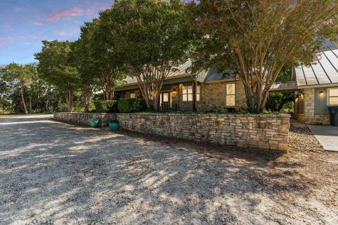 43 High Street Road Comfort TX 78013