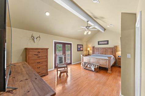 43 High Street Road Comfort TX 78013