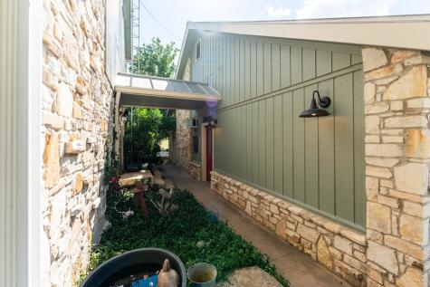 43 High Street Road Comfort TX 78013