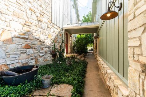 43 High Street Road Comfort TX 78013