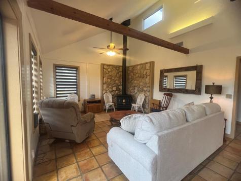 1589, 95 Fm 1340 Hunt TX 78024