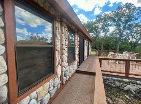 1589, 95 Fm 1340 Hunt TX 78024