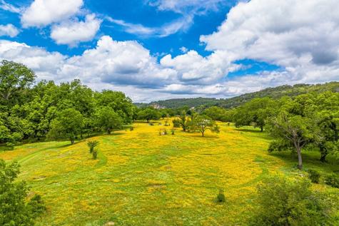 1589, 95 Fm 1340 Hunt TX 78024