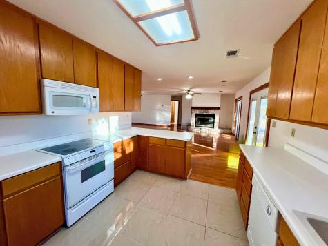 1879 Arcadia Loop Kerrville TX 78028