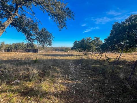 420 Sky Harbor Mountain Home TX 78058