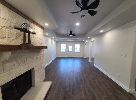 521 #D Sand Bend Kerrville TX 78028