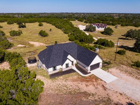 135 Lone Oak Kerrville TX 78028