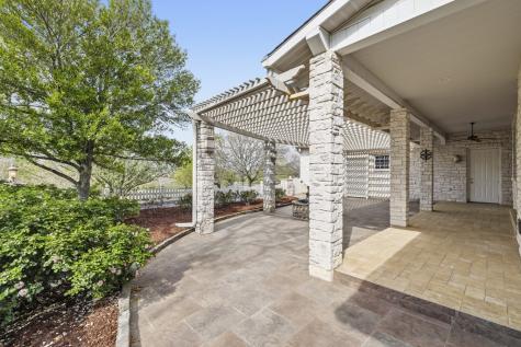 1464 Saddle Club Drive Kerrville TX 78028