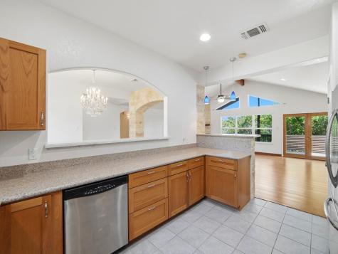 154 Fannin Drive Kerrville TX 78028