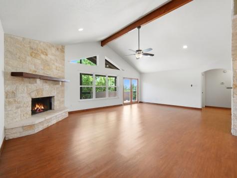 154 Fannin Drive Kerrville TX 78028