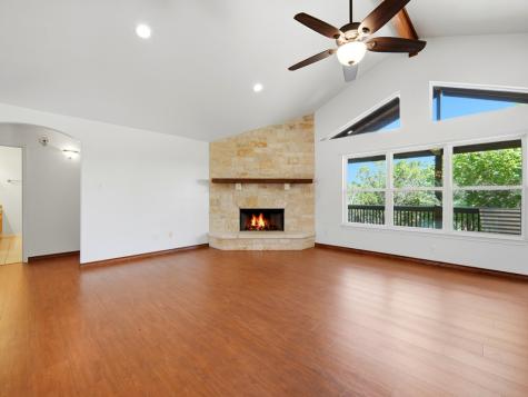 154 Fannin Drive Kerrville TX 78028
