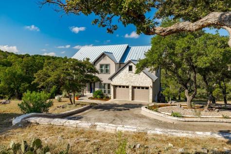 502 Lost Valley Kerrville TX 78028