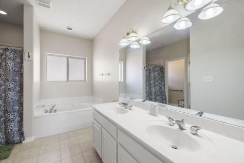 502 Lost Valley Kerrville TX 78028