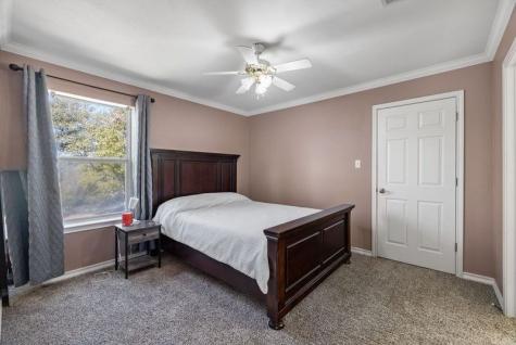 502 Lost Valley Kerrville TX 78028
